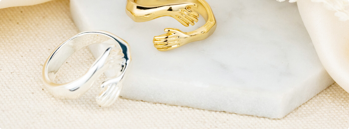 Cultural Perspectives on White Gold Symbolism and Traditions Worldwide